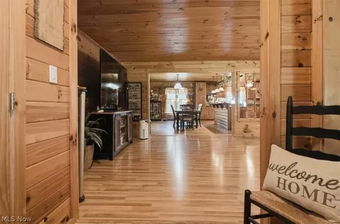 Entry Way - 5969 Walker Rd, Walker, WV 26180 photo 2 of 4