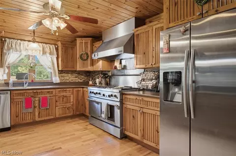 Kitchen - 5969 Walker Rd, Walker, WV 26180 photo 2 of 4