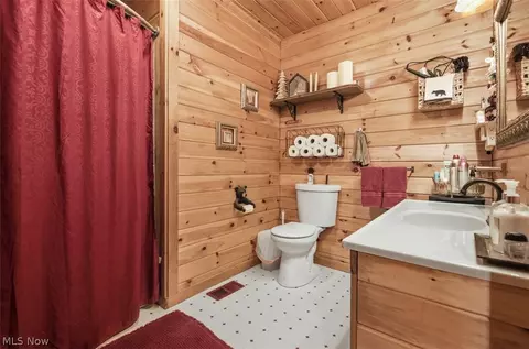 Bath - 5969 Walker Rd, Walker, WV 26180 photo 1 of 3