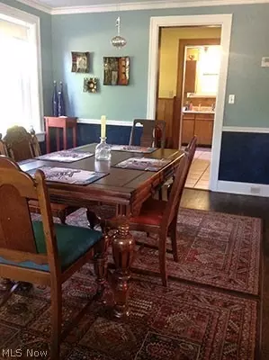 Dining - 320 Korman Ave NE, Massillon, OH 44646 photo 1 of 3
