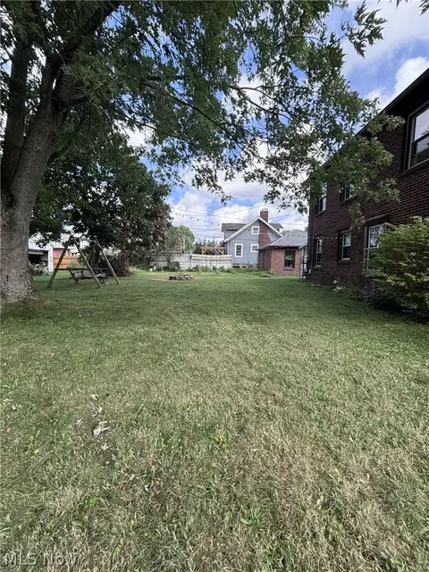 Exterior - 320 Korman Ave NE, Massillon, OH 44646 photo 4 of 4