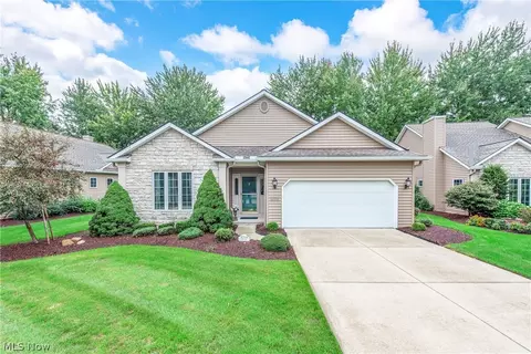 2778 Wilks Ln #6, Westlake, OH 44145