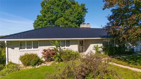 420 Juanita St, Steubenville, OH 43952