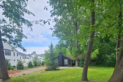 31438 Center Ridge Rd, Westlake, OH 44145