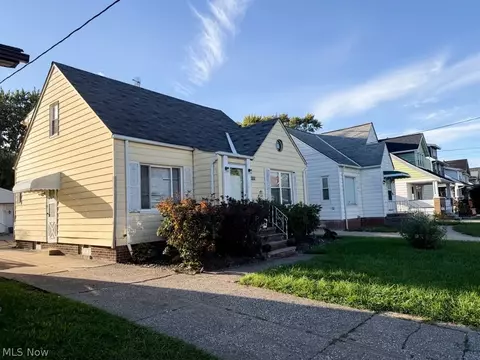 4108 W 49th St, Cleveland, OH 44144