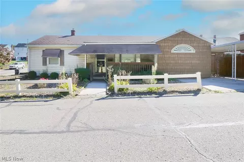 742 Jeanette Ave, Steubenville, OH 43952