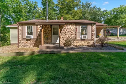4105 Smith Stewart Rd, Vienna, OH 44473