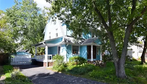 2656 S Taylor Rd, Cleveland Heights, OH 44118
