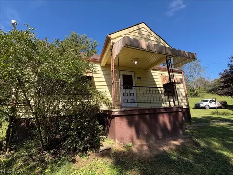 33017 State Route 7, New Matamoras, OH 45767