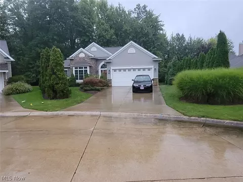 3343 Gated Ct, Avon, OH 44011
