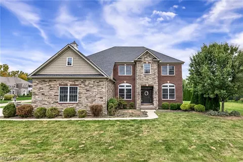 36591 Wendell St, Avon, OH 44011