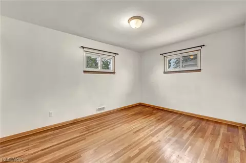 Bedroom - 11301 Aaron Dr, Parma, OH 44130 photo 1 of 10