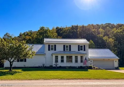 33451 Edwina Rd, Lewisville, OH 43754