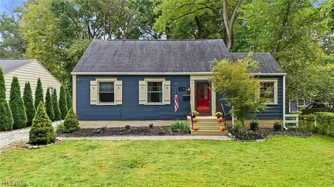 218 E School St, Kent, OH 44240