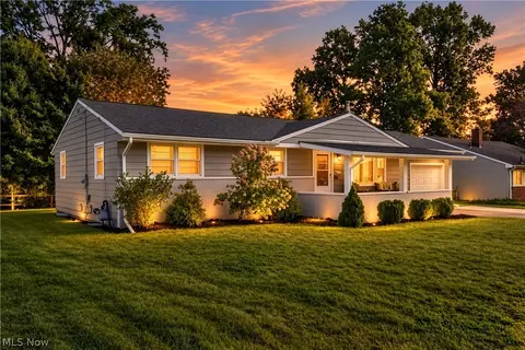 4164 Staatz Dr, Youngstown, OH 44511