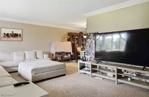Living - 5652 Bonnell Dr, Boardman, OH 44512 photo 1 of 1