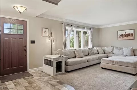 Entry Way - 5652 Bonnell Dr, Boardman, OH 44512 photo 1 of 2