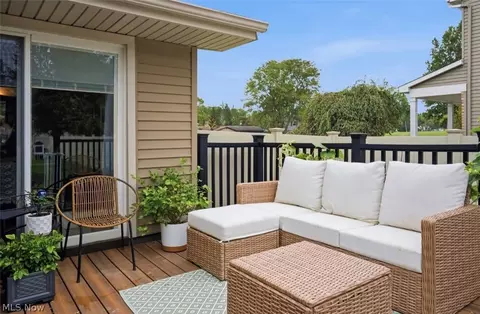 Exterior - 5652 Bonnell Dr, Boardman, OH 44512 photo 3 of 8