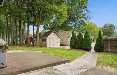 Exterior - 715 Oakridge Dr, Boardman, OH 44512 photo 7 of 11
