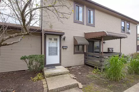 550 Turney Rd #C, Bedford, OH 44146