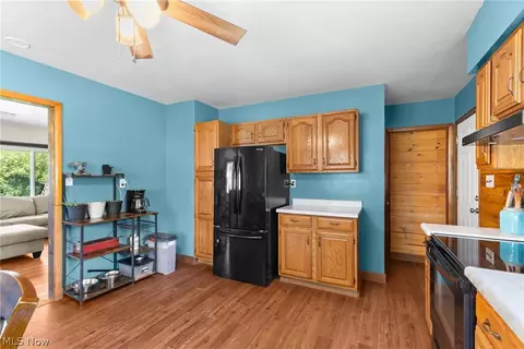 Entry Way - 84 Devore St, Adena, OH 43901 photo 2 of 3