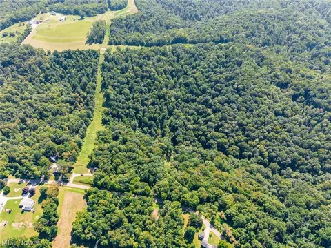 Kings Ridge Road, Newcomerstown, OH 43832