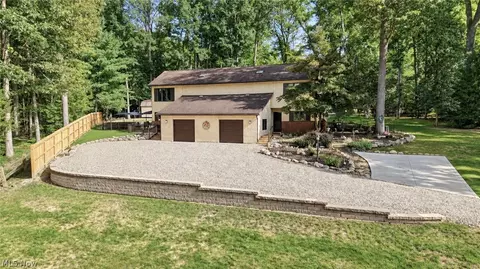 3153 N River Rd, Stow, OH 44224