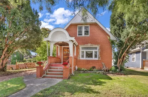 3808 W 36th St, Cleveland, OH 44109