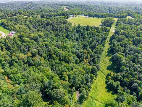 Kings Ridge Road, Newcomerstown, OH 43832