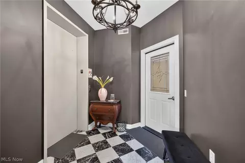Entry Way - 9108 Larimar Dr, Willowick, OH 44095 photo 2 of 4