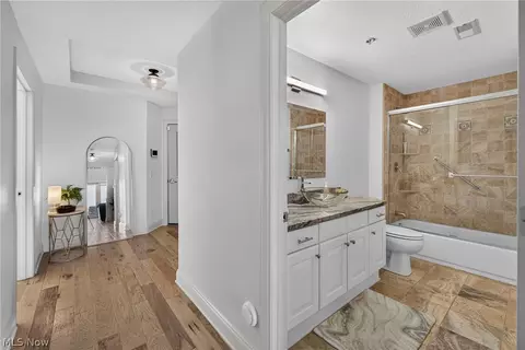 Entry Way - 9108 Larimar Dr, Willowick, OH 44095 photo 4 of 4