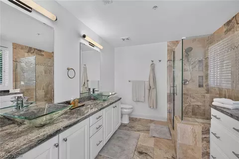 Bath - 9108 Larimar Dr, Willowick, OH 44095 photo 2 of 4