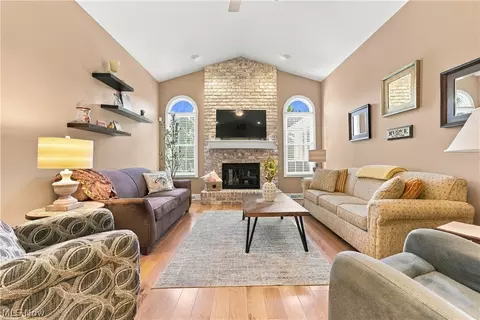 Living - 7866 Walnut St #B, Boardman, OH 44512 photo 1 of 1