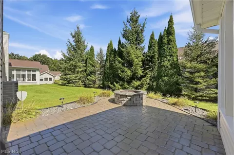 Exterior - 7866 Walnut St #B, Boardman, OH 44512 photo 7 of 8