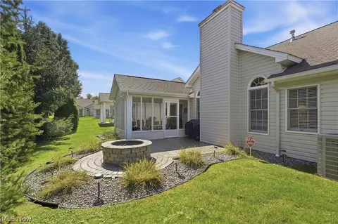 Exterior - 7866 Walnut St #B, Boardman, OH 44512 photo 6 of 8