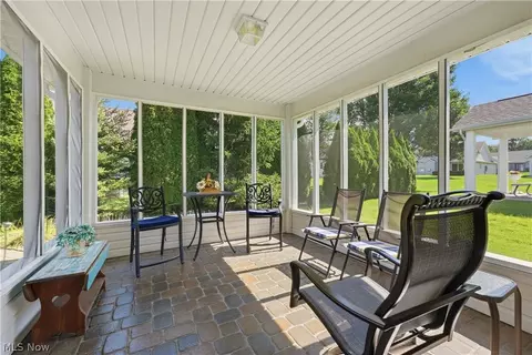 Exterior - 7866 Walnut St #B, Boardman, OH 44512 photo 4 of 8