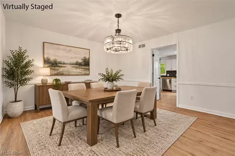Dining - 6785 Tanglewood Dr, Boardman, OH 44512 photo 1 of 2