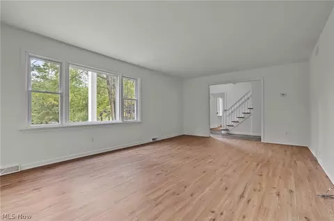 Living - 6785 Tanglewood Dr, Boardman, OH 44512 photo 6 of 8