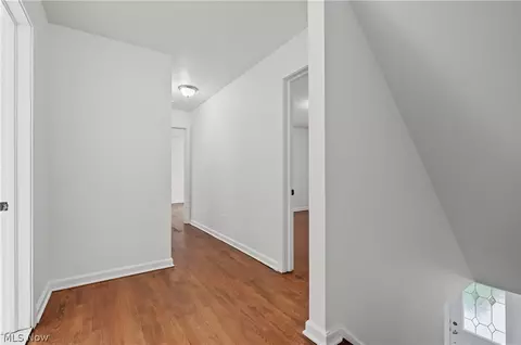 Entry Way - 6785 Tanglewood Dr, Boardman, OH 44512 photo 3 of 3