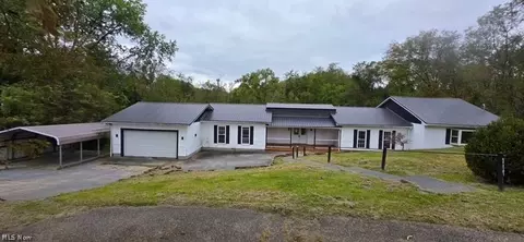 117 Patterson Ln, Follansbee, WV 26037
