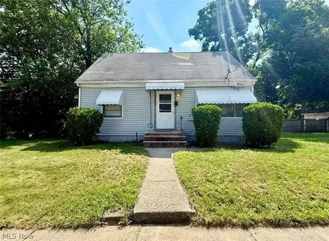 1403 E 133rd St, East Cleveland, OH 44112