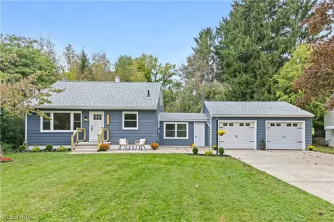 3411 Sweitzer St NW, Uniontown, OH 44685