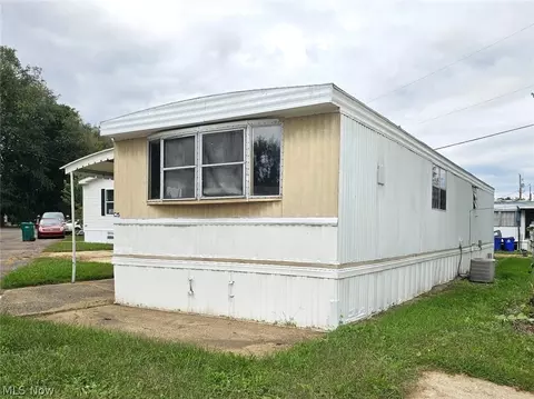 9329 Infirmary Rd #C35, Mantua, OH 44255