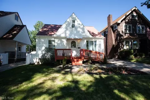 17706 Glenshire Ave, Cleveland, OH 44135
