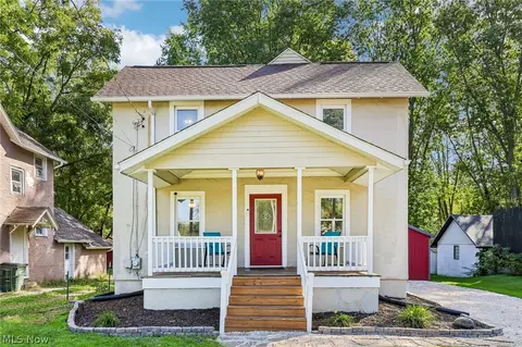 4006 Hiram Rd NW, Canton, OH 44718