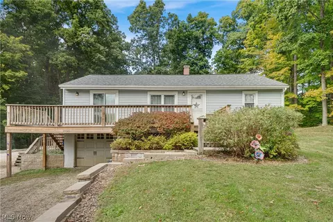9794 Stukey Ln, Chardon, OH 44024