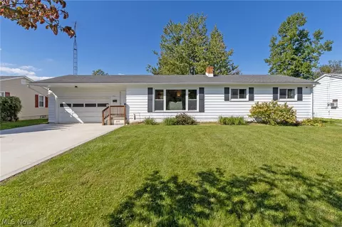 397 Apple Ln, Mansfield, OH 44905