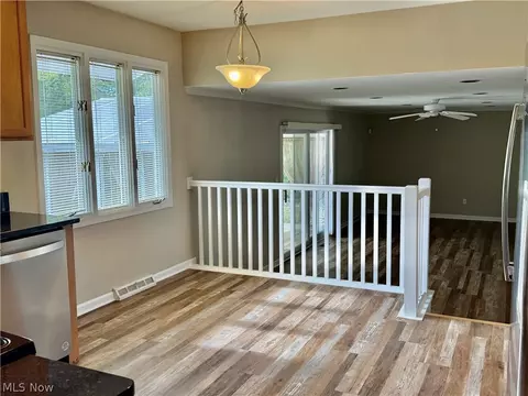 Living - 7052 Fox Hill Dr, Solon, OH 44139 photo 6 of 9