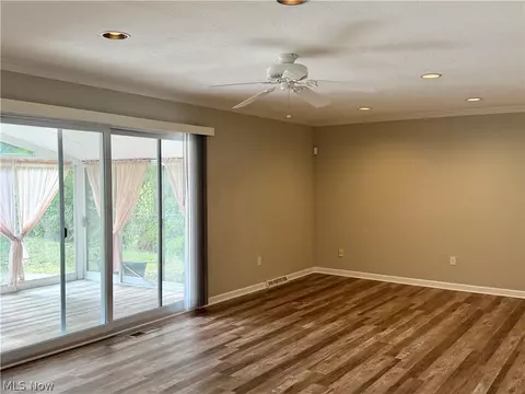Living - 7052 Fox Hill Dr, Solon, OH 44139 photo 9 of 9
