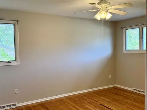 Bedroom - 7052 Fox Hill Dr, Solon, OH 44139 photo 2 of 3